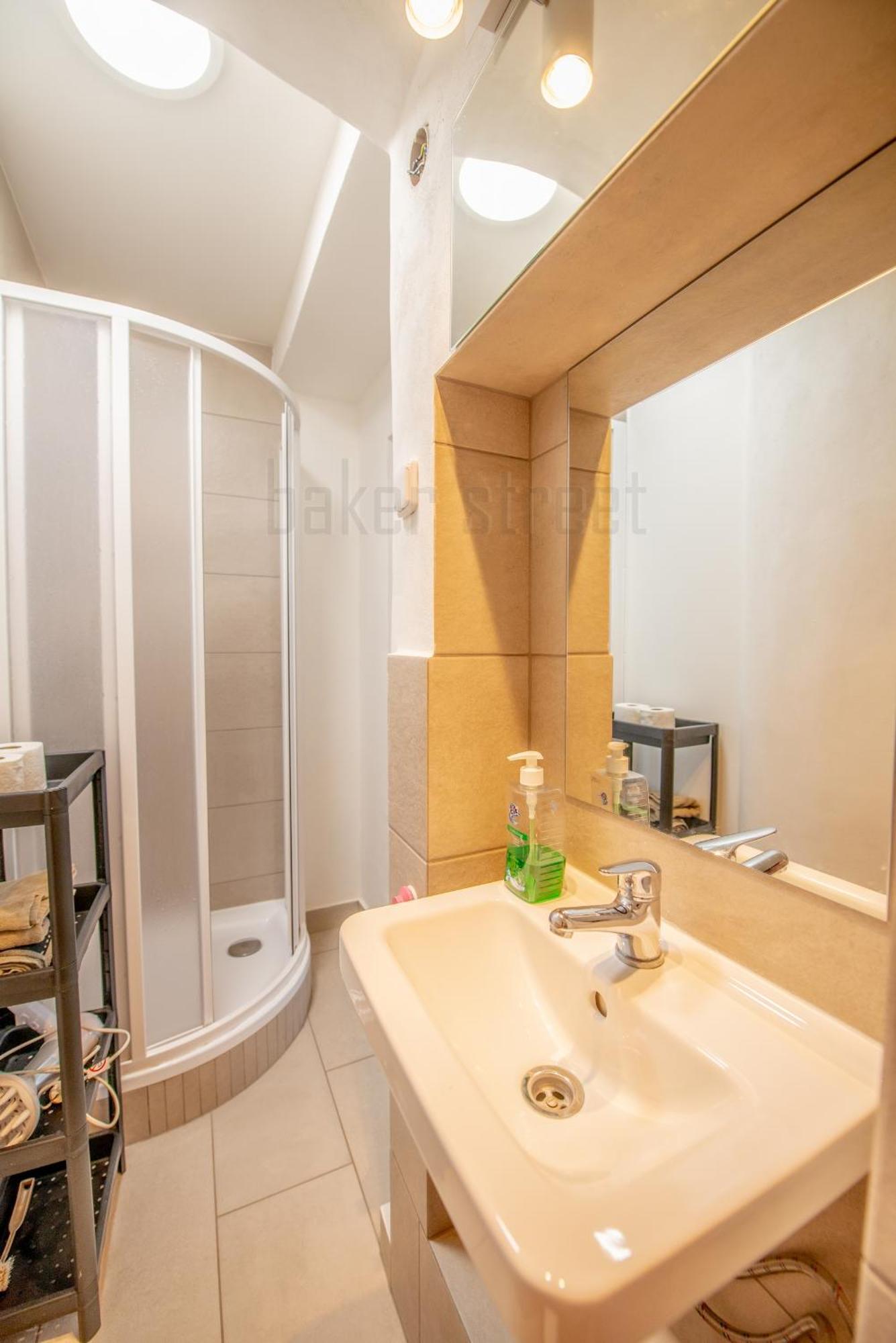 Cozy Apartment Close To Palmovka Прага Экстерьер фото